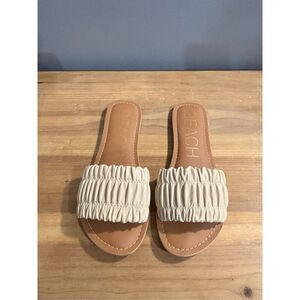 Beach slip on flat sandals, flip-flops size 7